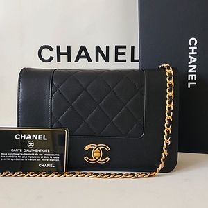 Rare! CHANEL Mademoiselle Crossbody Purse Shoulder Bag WOC Black Gold Burgundy